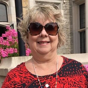 Meet your Posher, Karen